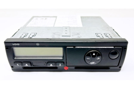 Siemens VDO Tachograph 24V Type 1381 Removed From MAN 