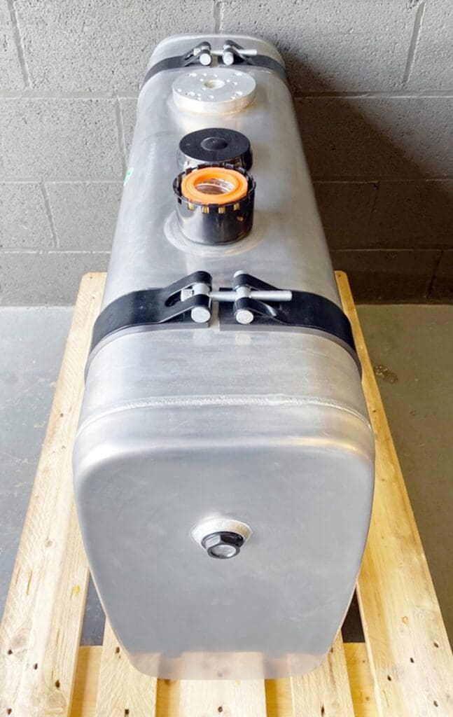 Hydraulic Oil Tank Rear Cabin Mounted 190 Litre Aluminium