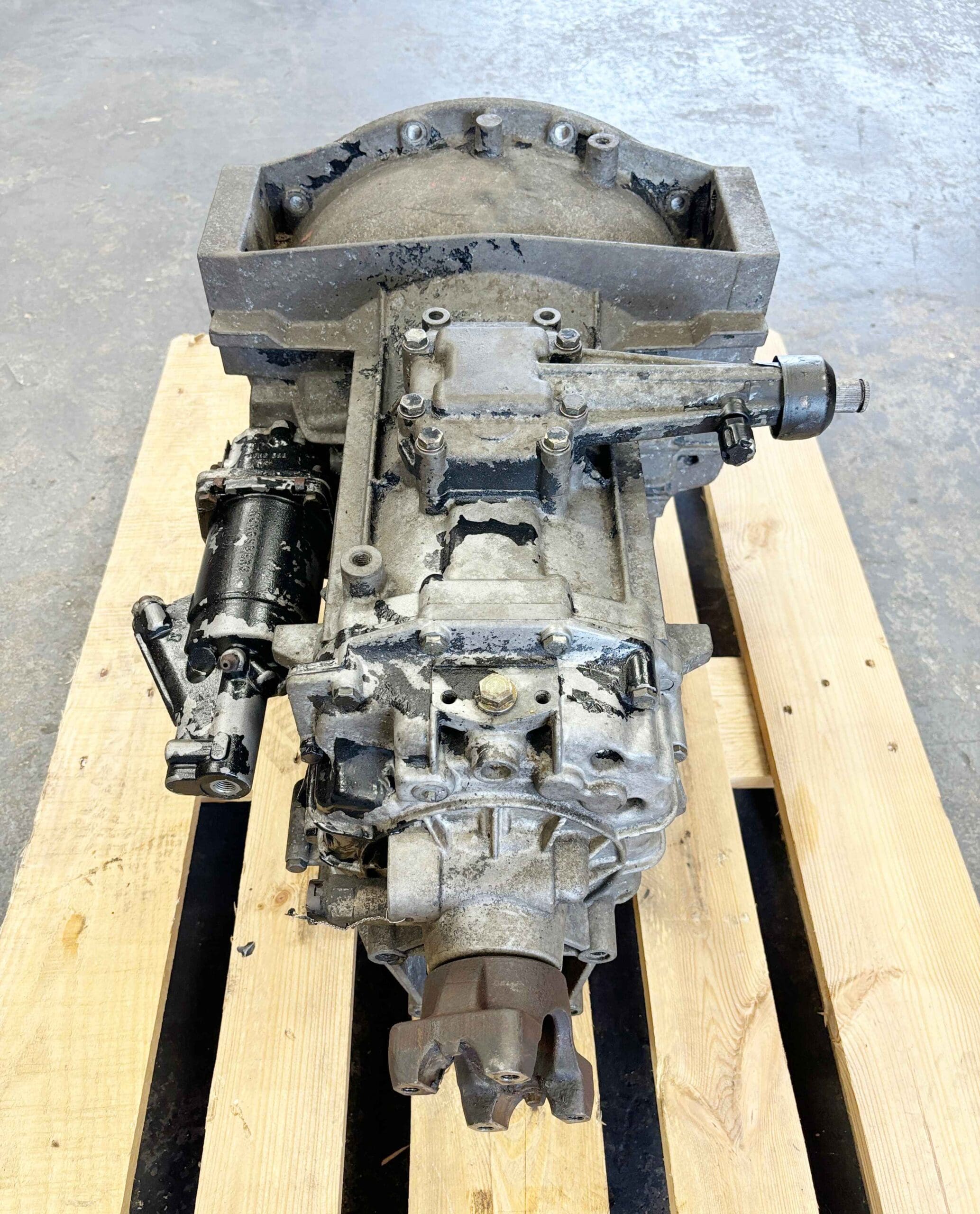 thumbnail image 2 of OEM Honda 90-97 Accord Manual Transmission Intermediate Axle Shaft – 5 Speed MT 2 of 4
